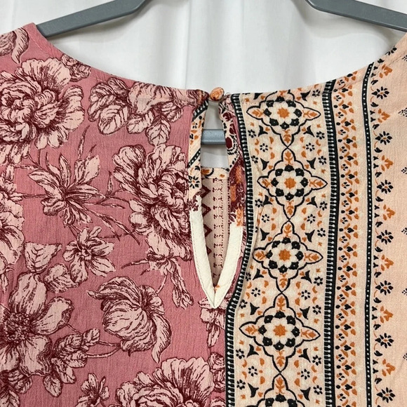 American Eagle Outfitters Embroidered Tassel Ballon Sleeve Top Size Large - Picture 3 of 9